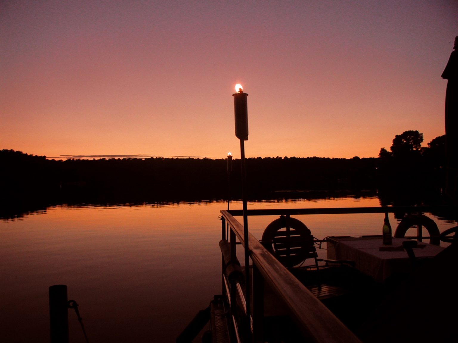 Floßboot-Safari 3, bis 24 Pers. - (Blaue Stunde)